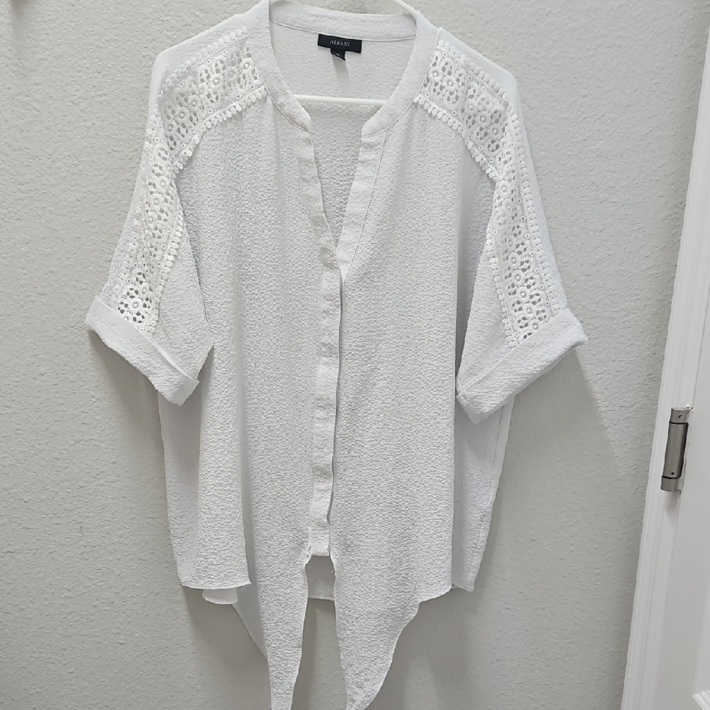 Alfani White Asymmetrical Blouse with 3/4 Sleeves